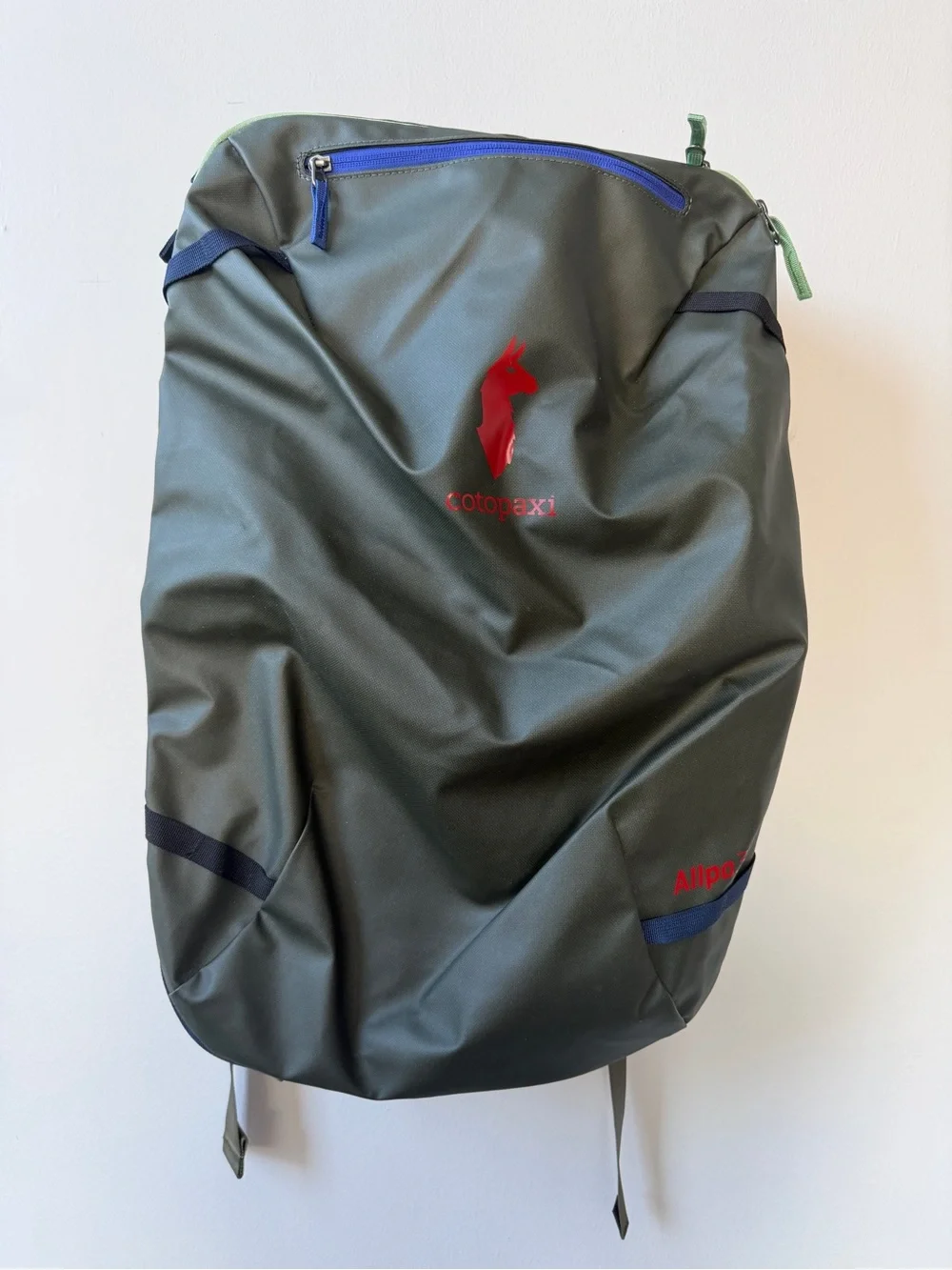cotopaxi sleek backpack